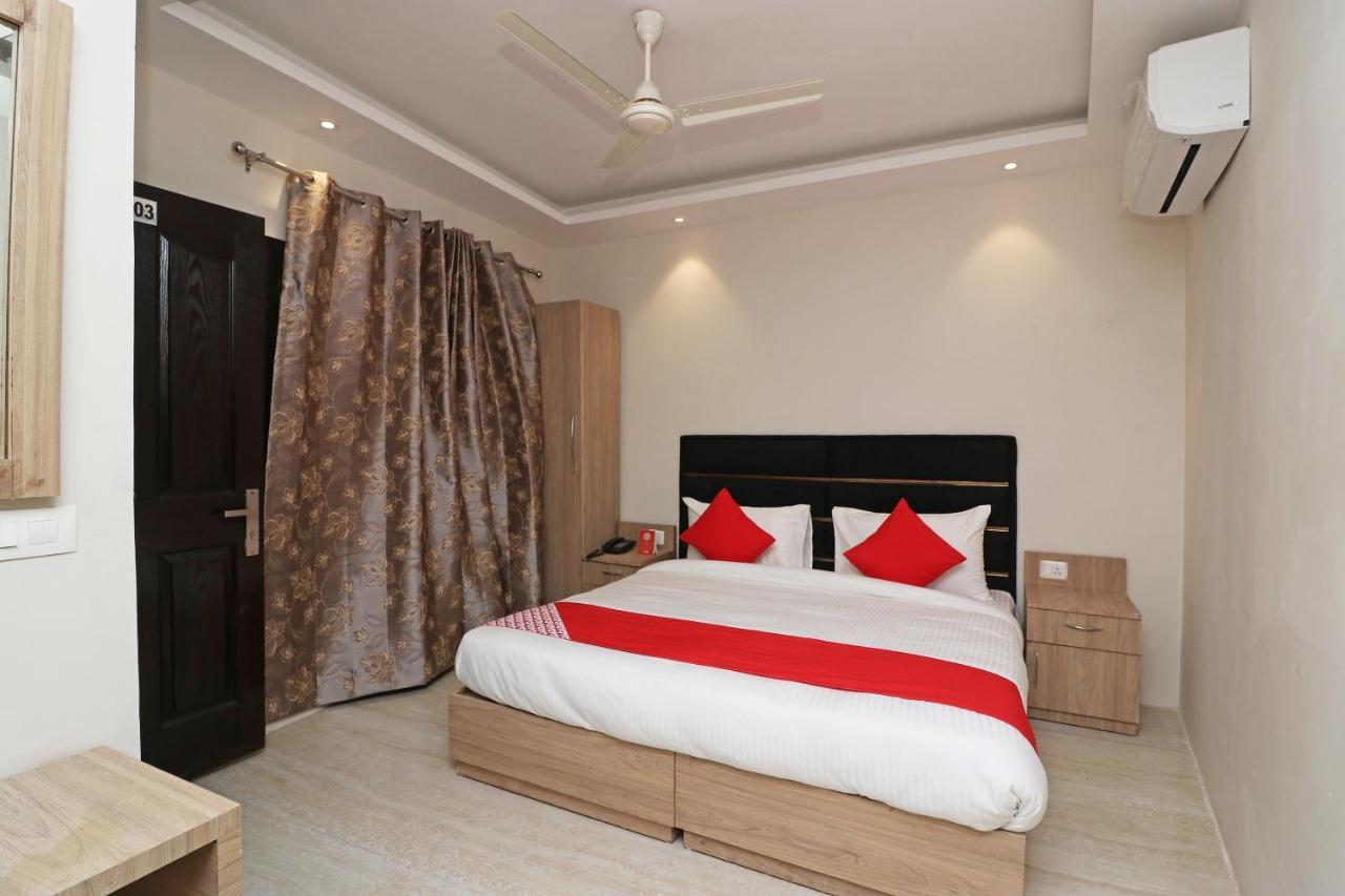 Hotel Delight Mumbai Eksteriør bilde