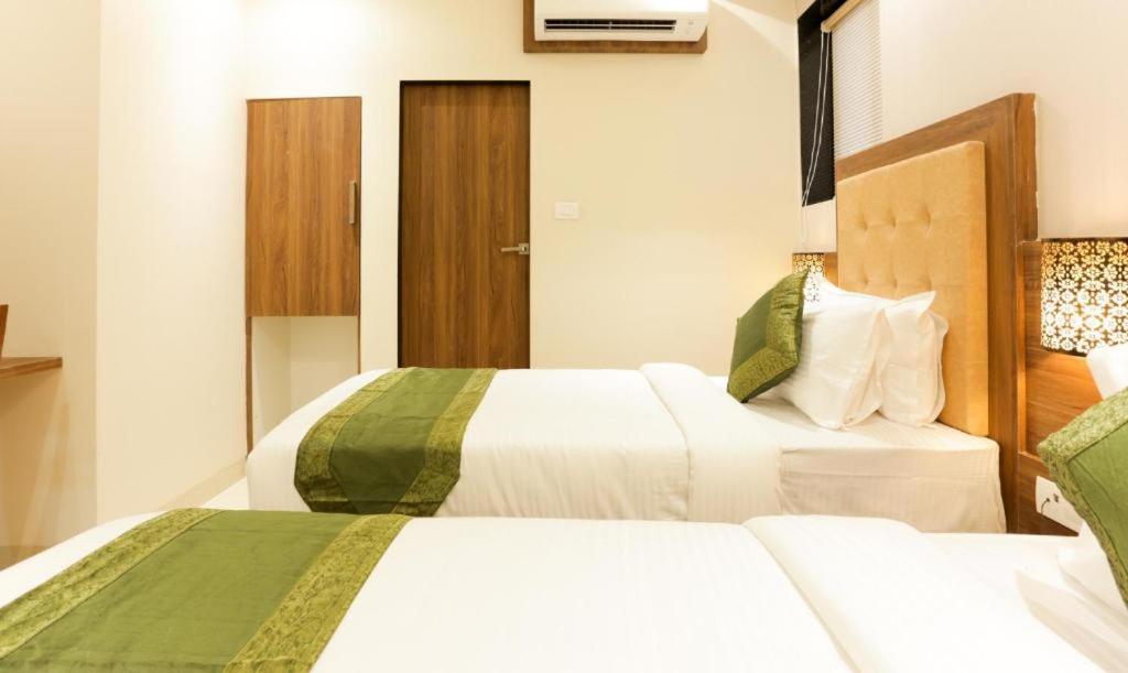 Hotel Delight Mumbai Eksteriør bilde
