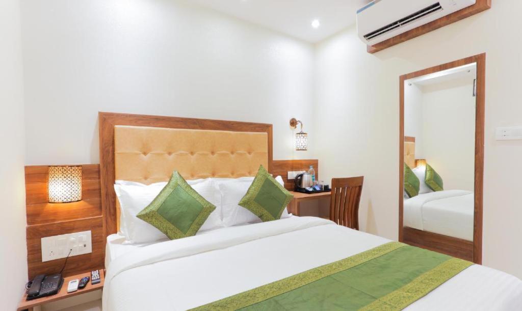 Hotel Delight Mumbai Eksteriør bilde