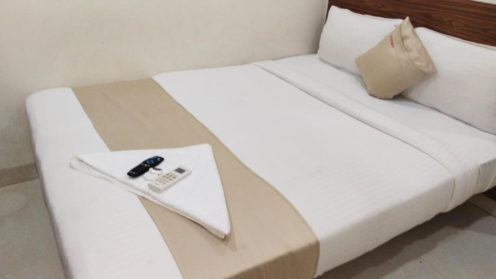 Hotel Delight Mumbai Eksteriør bilde